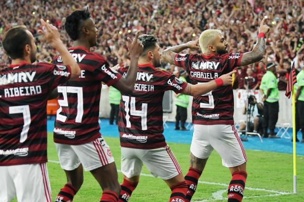 Quarteto ofensivo do Flamengo em ação novamente.(Imagem:André Durão / GloboEsporte.com)