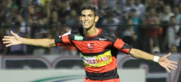 Augusto comemorando gol contra o River-PI, na Copa Piauí do ano passado.(Imagem: Thiago Amaral)
