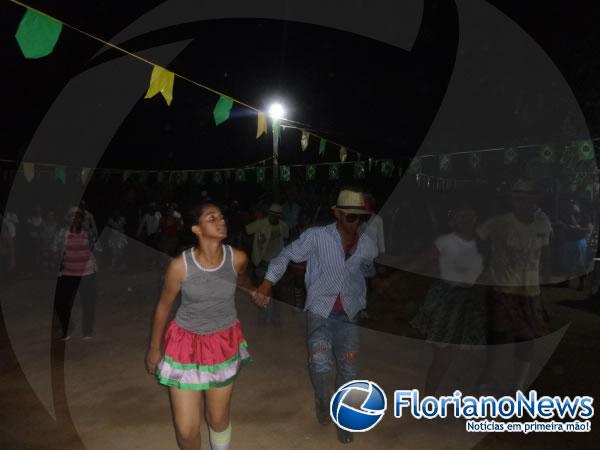 Festival de quadrilhas é realizado pelo Repórter Amarelinho na localidade Morrinhos.(Imagem:FlorianoNews)