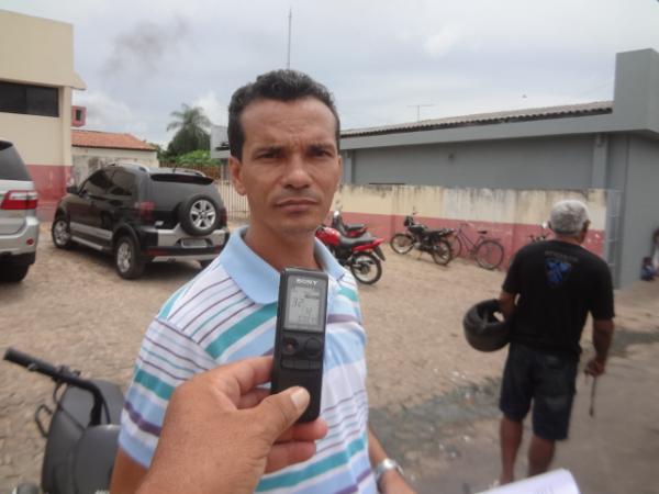 Professores de Barão de Grajaú reclamam o não recebimento do FUNDEB.(Imagem:FlorianoNews)