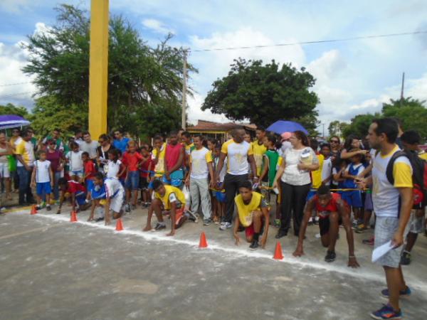 Festival de Atletismo reúne estudantes de escolas municipais de Floriano.(Imagem:FlorianoNews)