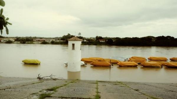 Aumento no volume do Rio Parnaíba anima moradores de Floriano.(Imagem:FlorianoNews)
