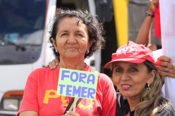 ?Sim, temos candidato, nunca deixamos de participar da eleições não. É um espaço muito rico onde as pessoas discutem política