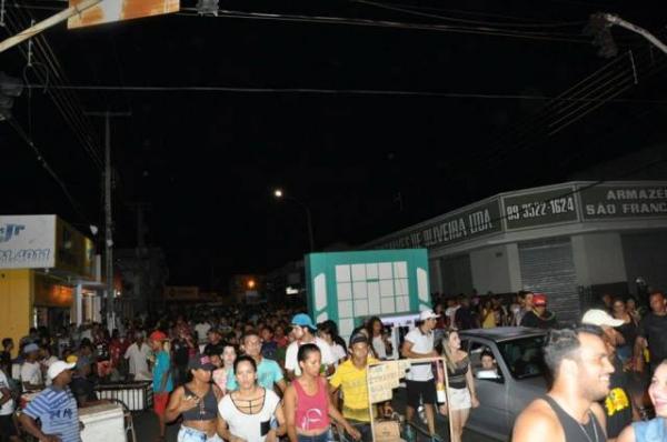 Arrastão dos Paredões marca o terceiro dia de Carnaval em Floriano.(Imagem:SECOM)