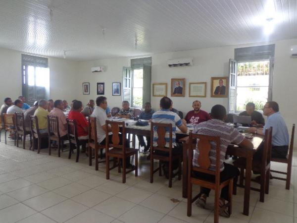 Diocese de Floriano promoveu reunião geral do clero.(Imagem:FlorianoNews)