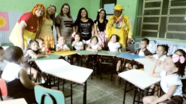 Educação infantil e 1° ano participam do primeiro dia de aula na Escola Pequeno Príncipe.(Imagem:FlorianoNews)