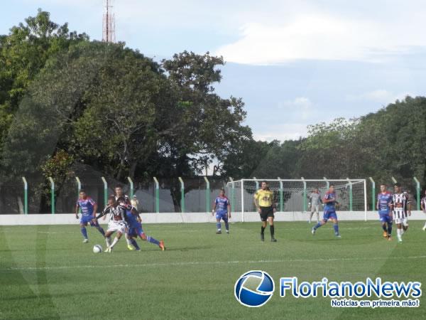 Cori-Sabbá empata em jogo contra o Piauí e ambos são eliminados do Campeonato Piauiense.(Imagem:FlorianoNews)