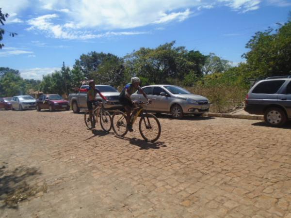 Atletas participam de etapa de Mountain Bike na zona rural de Floriano.(Imagem:FlorianoNews)