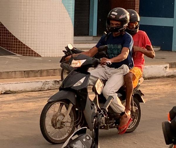 Dupla assalta casa lotérica em Floriano e ação é registrada por câmeras de segurança.(Imagem:Divulgação)