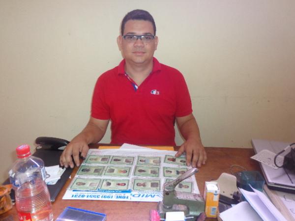 Prefeitura de Barão de Grajaú começa a entregar documentos de identidade.(Imagem:FlorianoNews)