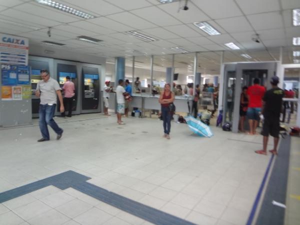 Termina greve dos bancos em Floriano. (Imagem:FlorianoNews)