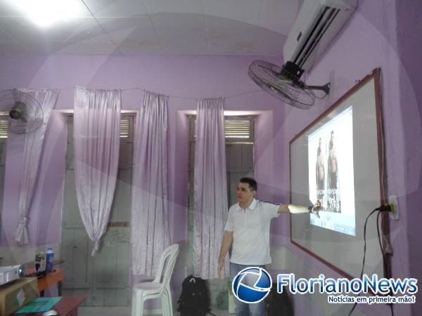 Qualifica&ccedil;&atilde;o dos professores de Educa&ccedil;&atilde;o F&iacute;sica.(Imagem:FlorianoNews)