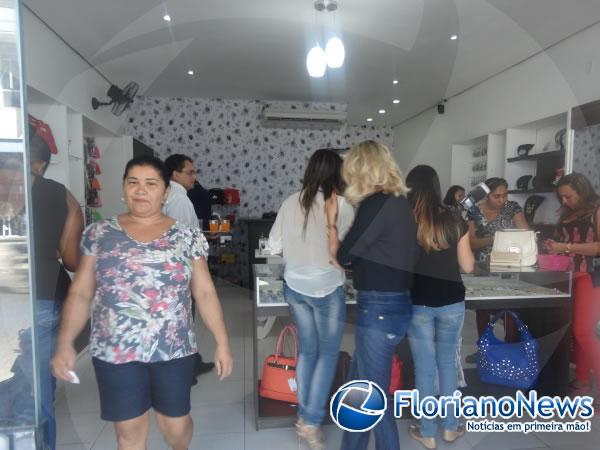 Casal de empresários reinaugura a loja Planeta Biju em Floriano.(Imagem:FlorianoNews)