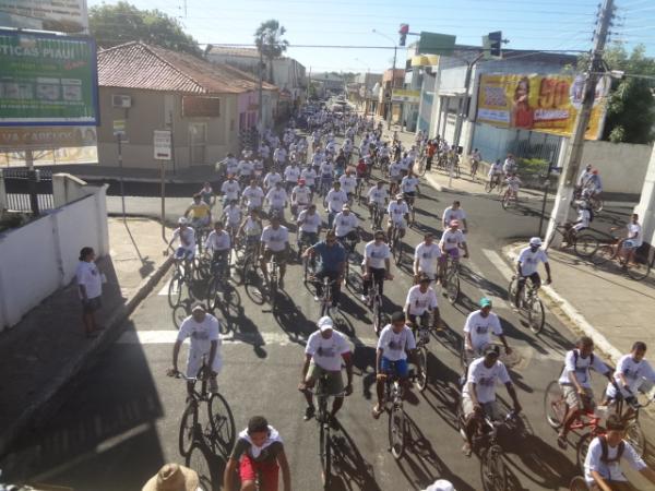 Passeio Cicl&iacute;stico abre as comemora&ccedil;&otilde;es de 115 anos de Floriano.(Imagem:FlorianoNews)