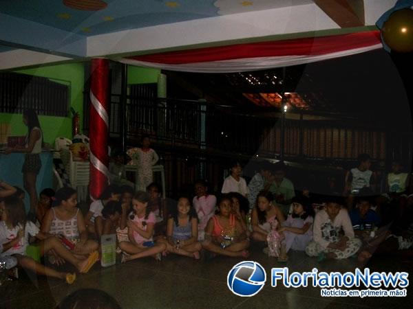 Escola Pequeno Príncipe encerrou ano letivo com III Noite do Pijama.(Imagem:FlorianoNews)