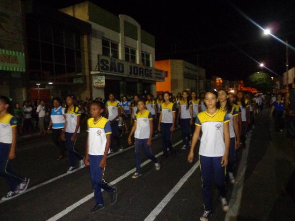 Beleza e patriotismo marcam desfile de 7 de setembro em Floriano.(Imagem:FlorianoNews)