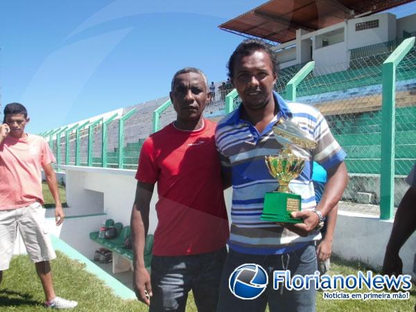 Time da Rua Sete venceu equipe do bairro manguinha no Campeonato Os Trintões.(Imagem:FlorianoNews)