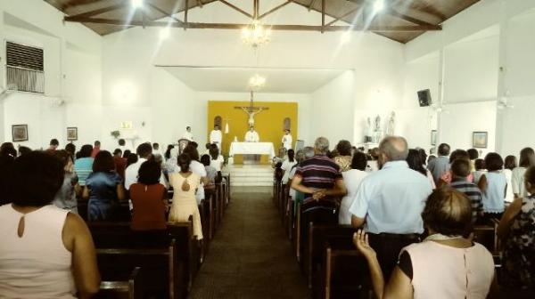 Igrejas de Floriano celebram Dia das Mães com missa solene(Imagem:FlorianoNews)