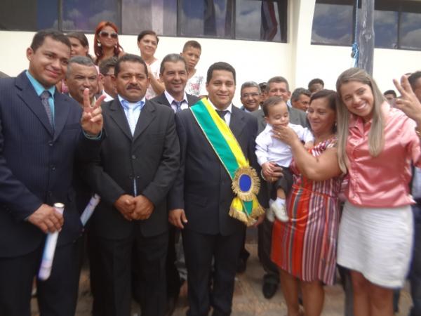 Gleydson Resende tomou posse como prefeito de Barão de Grajaú e empossou secretariado.(Imagem:FlorianoNews)