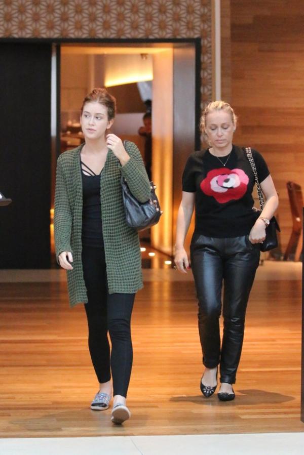 Marina Ruy Barbosa com a mãe.(Imagem:Fabio Moreno / AgNews)