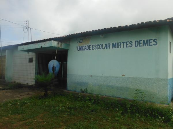 Escola Mirtes Demes será transformada em Biblioteca Estadual.(Imagem:FlorianoNews)