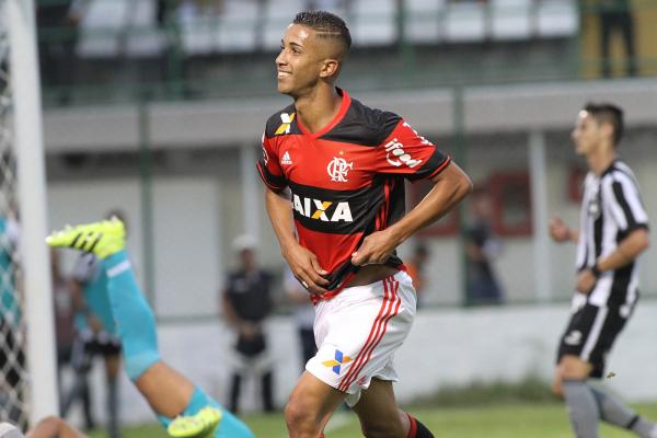 Jorge, Garoto do Ninho, após marcar em clássico contra o Botafogo.(Imagem:Gilvan de Souza/Flamengo)