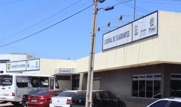 Suspeito foi encaminhado à Central de Flagrantes de Teresina.(Imagem:Fernando Brito/G1)