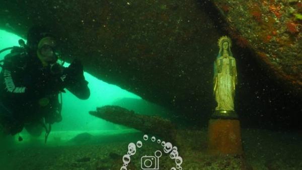Estátua de santa é encontrada intacta no fundo do mar.(Imagem:Cibele Sanches)