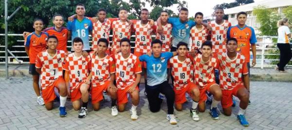 Jogadores do Caic comemoram quarta vitória no Brasileiro cadete.(Imagem:Divulgação )