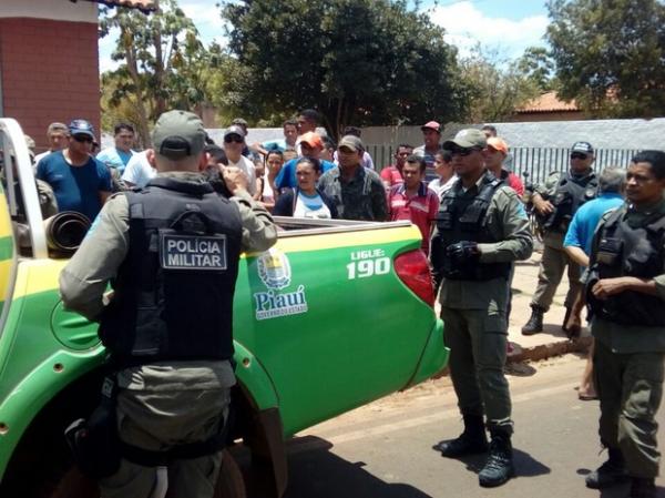 PM evitou assalto e prendeu dois suspeitos em José de Freitas, no Piauí.(Imagem:Divulgação/PM)