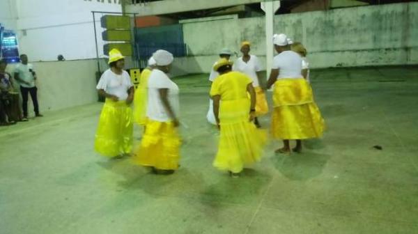 Festival de Quadrilhas do Projeto Amarelinho dá pontapé inicial ao São João em Floriano.(Imagem:FlorianoNews)