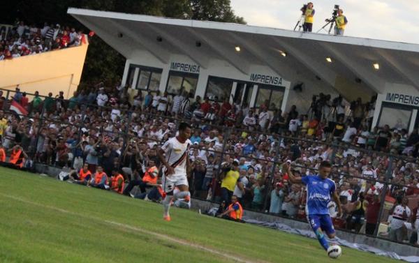 Final entre River-PI x Parnahyba registrou o maior público do Piauiense 2013.(Imagem:Renan Morais)