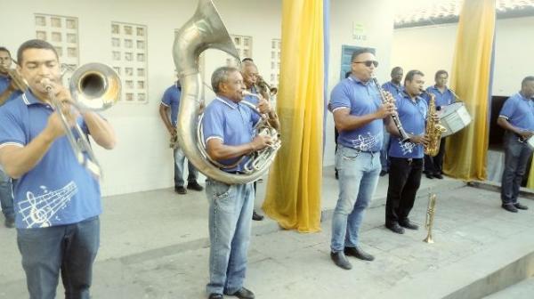 Escola Municipal Dona Aleluia celebra 84 anos com alvorada festiva.(Imagem:FlorianoNews)