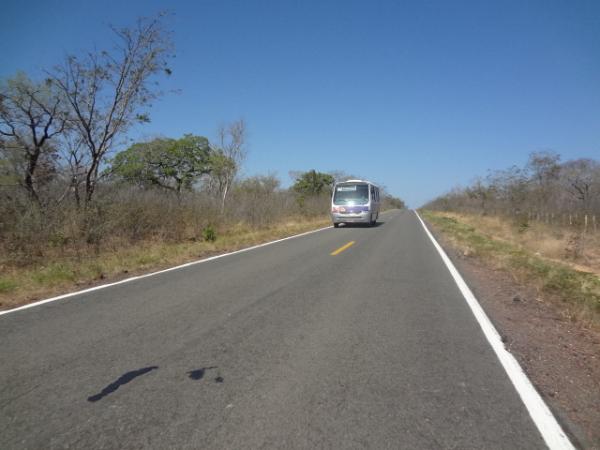 Motoristas correm risco de acidente ao dirigir nas BR´s e PI´s nas proximidades de Floriano.(Imagem:FlorianoNews)