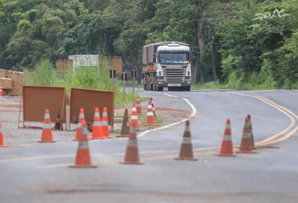 Caminhoneiros estão sem estrutura para trabalhar, alerta sindicato.(Imagem:Roberta Aline/Cidadeverde.com)