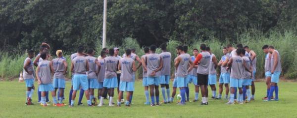 Jogadores do Piauí recebem salário de fevereiro antes de duelo com o Cori-Sabbá.(Imagem:Joana Darc Cardoso)