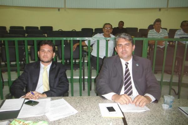 Câmara Municipal de Floriano realiza última sessão da quinzena.(Imagem:FlorianoNews)