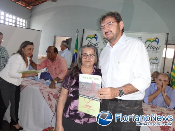 Entrega de Títulos da Terra em São Francisco do Piauí.(Imagem:FlorianoNews)