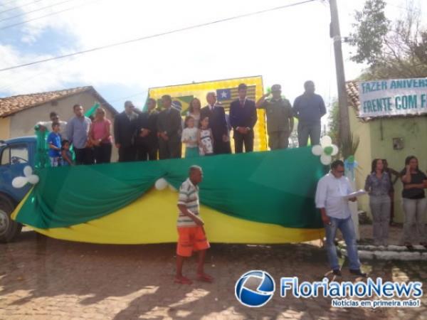 Cerimônia cívica marca aniversário de São Francisco do Piauí.(Imagem:FlorianoNews)