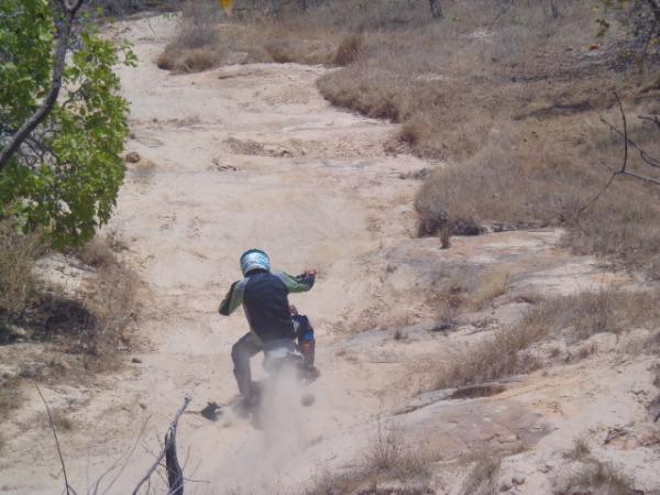 Pilotos participaram do 1º Enduro do Riacho em Floriano.(Imagem:FlorianoNews)