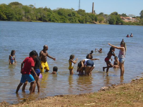 Calor movimenta prainha de Barão de Grajaú no fim de semana.(Imagem:FlorianoNews)