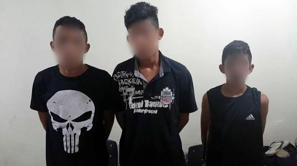 Menores apreendidos após roubo na zona leste de Teresina.(Imagem:Divulgação PM)