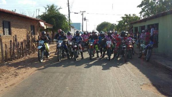 Rally Cor de Rosa promove adrenalina e diversão sobre duas rodas em Floriano.(Imagem:FlorianoNews)