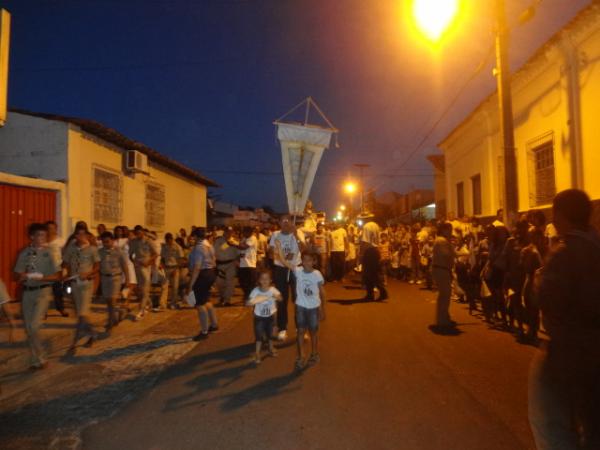 Católicos participaram da III Caminhada da Paz em Floriano.(Imagem:FlorianoNews)
