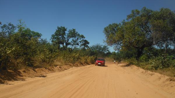 Estradas vicinais estão sendo recuperadas na zona rural de Floriano.(Imagem:FlorianoNews)