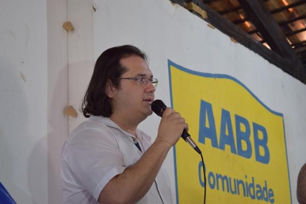 Prefeitura de Floriano reafirma parceria com o AABB Comunidade.(Imagem:Waldemir Miranda)