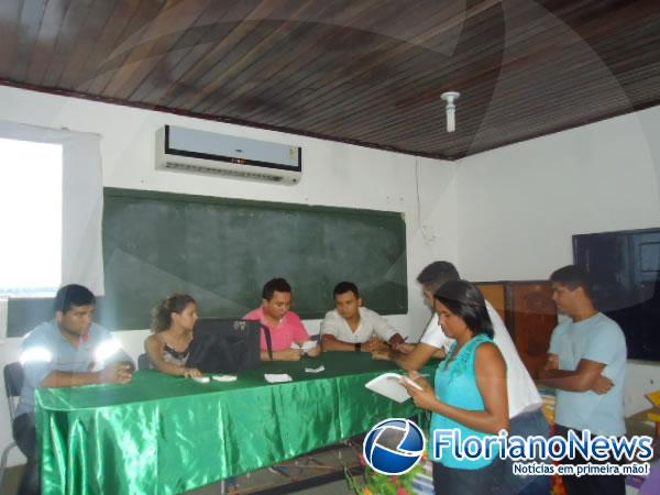 Eleitos membros do Conselho da Juventude de Floriano.(Imagem:FlorianoNews)