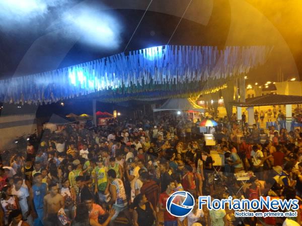 Flávio Maranhão e Os Meninos de Barão animaram os foliões no segundo dia de carnaval em Barão de Grajaú.(Imagem:FlorianoNews)