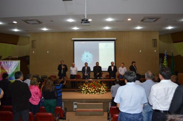 Prefeito de Floriano participa de seminário sobre formação de consórcios intermunicipais.(Imagem:SECOM)