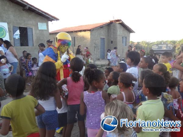 Clube da Fraternidade Feminina fez a entrega de brinquedos em Floriano.(Imagem:FlorianoNews)